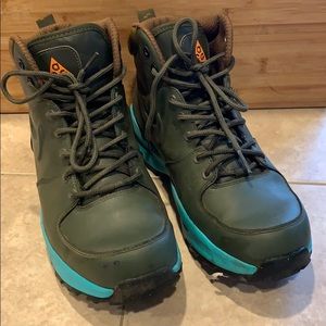 Nike ACG Leather Boots